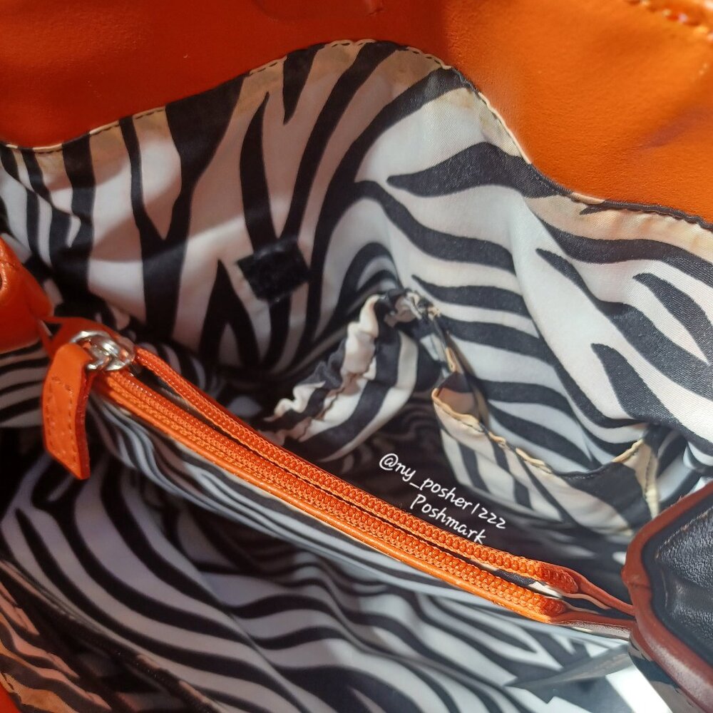 𝗦𝘁𝗼𝗻𝗲 𝗠𝗼𝘂𝗻𝘁𝗮𝗶𝗻 Colorblock Multi-Compartment Tote ⚫🟠 - Picture 11 of 16